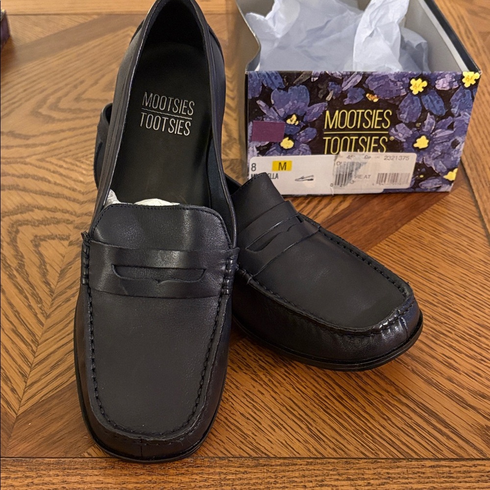 Mootsies Tootsies Leather Penny Loafers - Women’s Slip-On